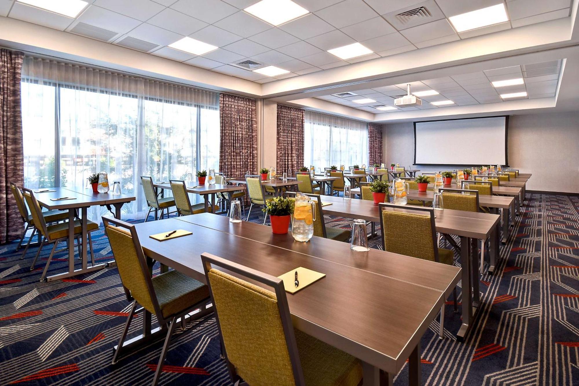 Hampton Inn & Suites Las Vegas Convention Center - No Resort Fee Luaran gambar